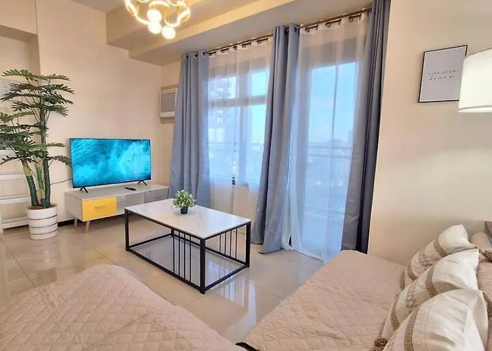 2br Large -93sqm -12pax -pet -free Parking -picc,moa,wtc,ccp Apartamento Manila