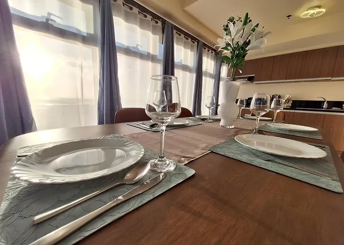 2br Large -93sqm -12pax -pet -free Parking -picc,moa,wtc,ccp Apartamento *