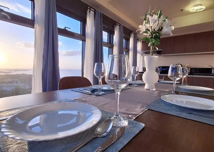 2br Large -93sqm -12pax -pet -free Parking -picc,moa,wtc,ccp *