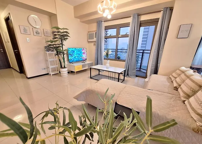 2br Large -93sqm -12pax -pet -free Parking -picc,moa,wtc,ccp * Manila